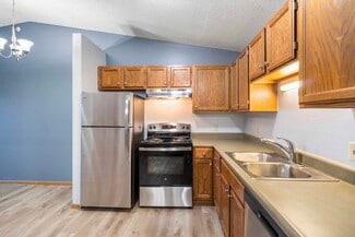 9900 Redwood St NW, Coon Rapids, MN 55433