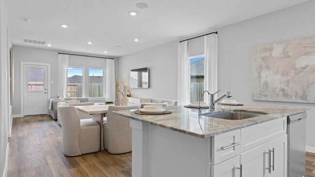 1246 Sandy Shore Ln, Iowa Colony, TX 77583 - photo 7