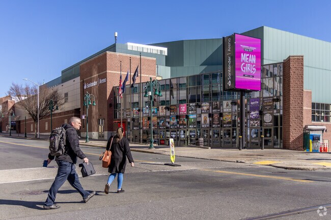 The Santander Arena is the largest venue around Flying Hills and regularly hosts hockey games, comedy shows, concerts and more.