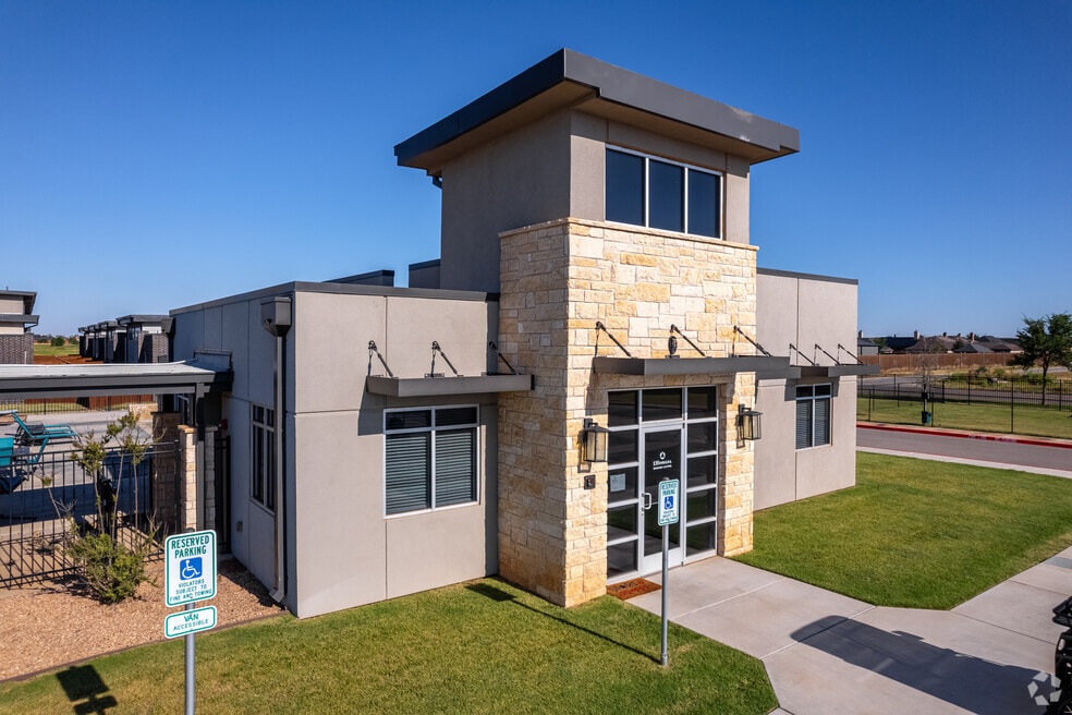 135 Indiana, Lubbock, TX 79423 - photo 1