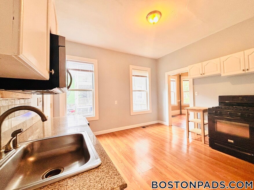 52 Harvest St unit 1, Dorchester, MA 02125 - photo 1