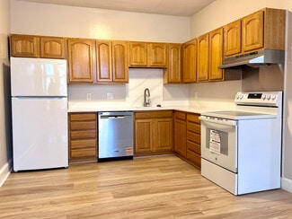 164 Winthrop Rd Unit 3, Brookline, MA 02445