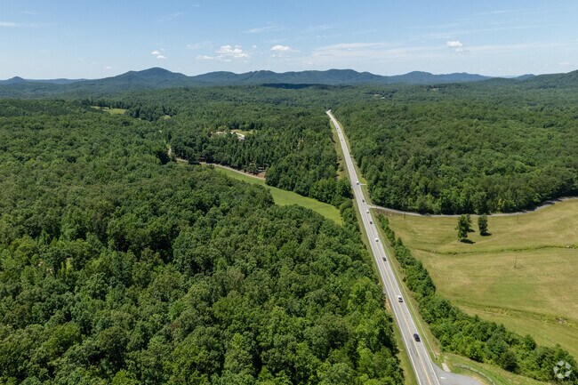 SC-11 is a major roadway that goes through the Pumpkintown neighborhood.