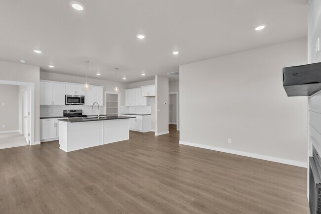 3277 N Darwin Fox St S unit 36630877, Post Falls, ID 83854 - photo 6