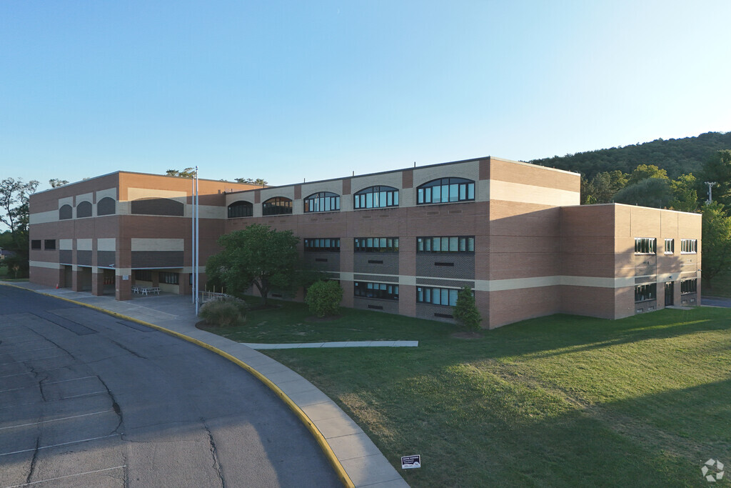 The Mowrie A. Ebner Elementary School in Altoona has a curriculum with a digital safety aspect.