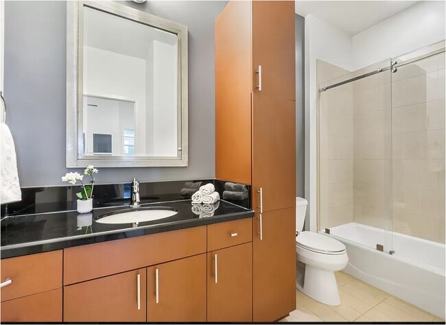 The Mercury unit 1104, Los Angeles, CA 90010 - photo 5