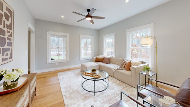 557 Mountain Rd, Concord, NH 03301 - photo 3