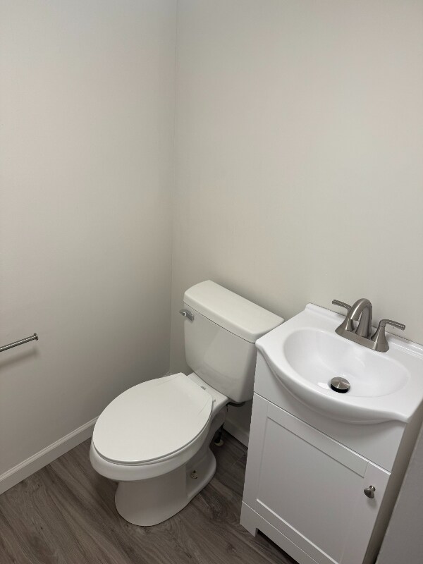 19-21-21 Penrose Ave unit 4, Mechanicville, NY 12118 - photo 3