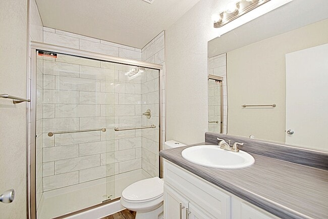 Palm Desert Apartments, Phoenix, AZ 85051 - photo 5