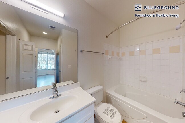 10306 Strathmore Hall St unit FL2-ID3315A, North Bethesda, MD 20852 - photo 7