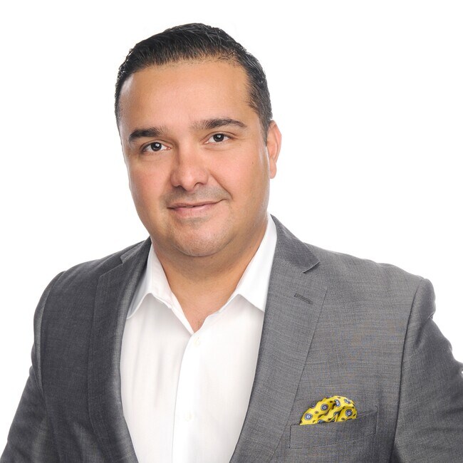 Agent Photo