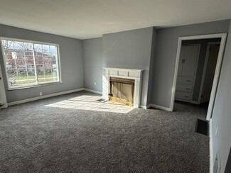 2062 Ridgeview Rd Unit Upper Arlington Garden, Columbus, OH 43221