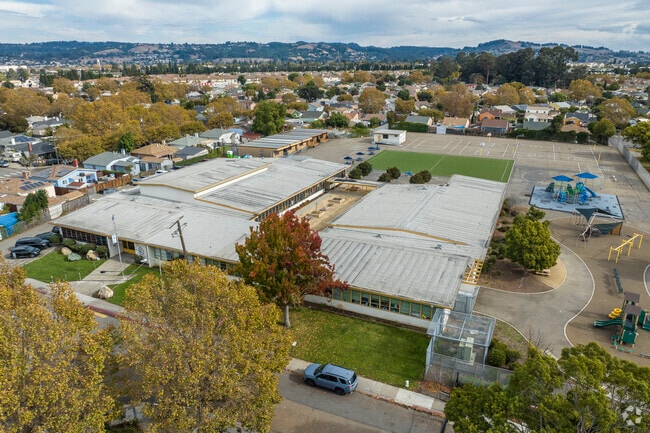Sobrante Park Elementary School is part of the Oakland Unified School District.
