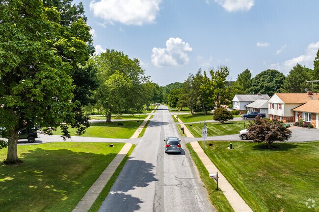 Olney is a quiet suburb on DC, with quick commuter access to Washington, Baltimore and Annapolis.