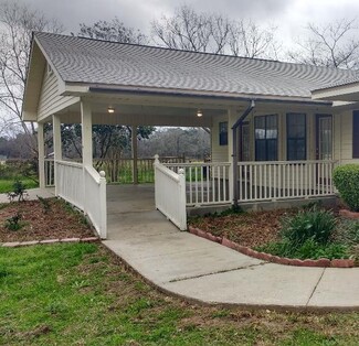8663 Highway 83 N Unit A, Defuniak Springs, FL 32433