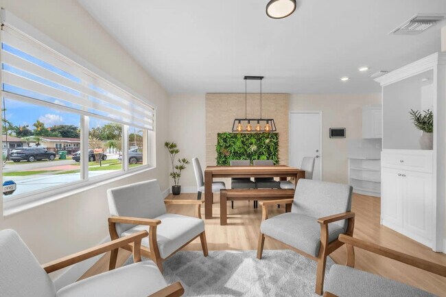 8225 SW 39th St unit ID1373700P, Miami, FL 33155 - photo 2