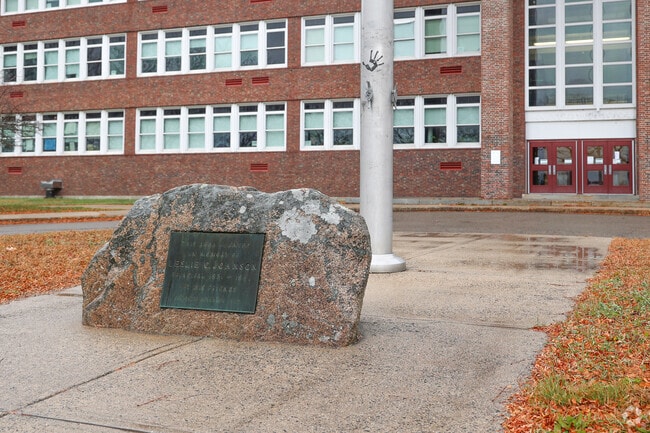 Gloucester High School gets an overall grade of B on Niche.