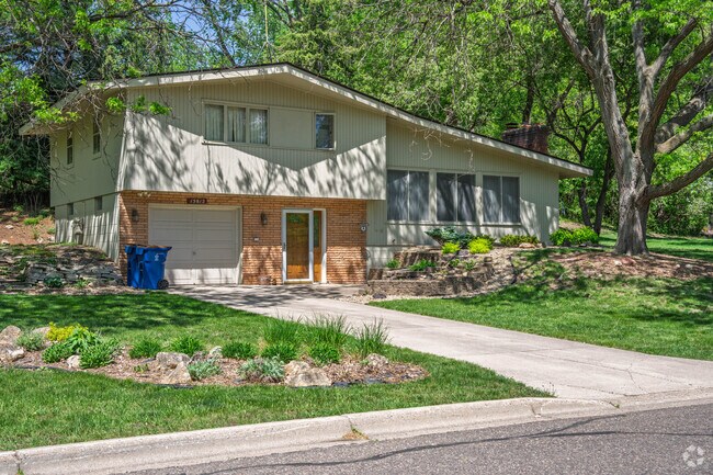 The Woodland-Highland neighborhood has lots of mid-century type homes.