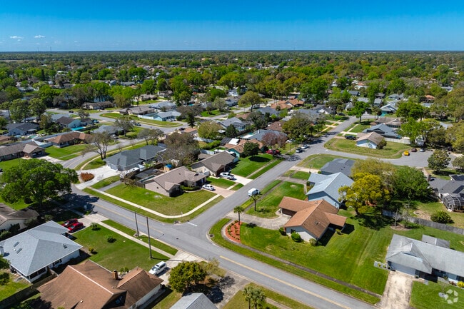 In Foxboro you are mere minutes from shopping, dining and the beach.