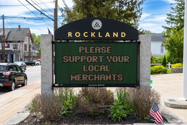 Be sure to support your local merchants in Rockland.