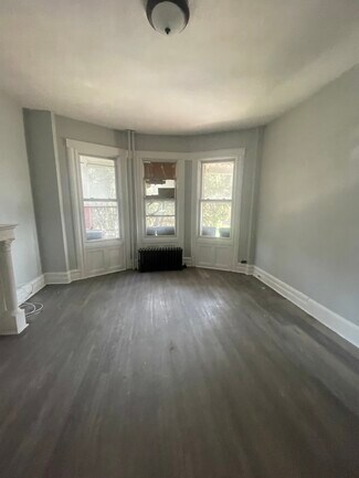 236 Danforth Ave Unit 1, Jersey City, NJ 07305
