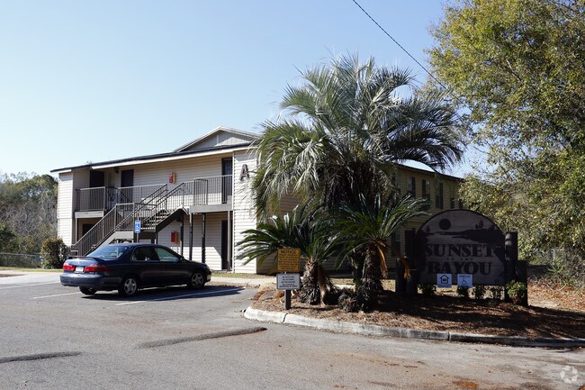 Sunset On the Bayou, Mobile, AL 36605 - photo 2