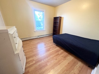 206 California Ave Unit 206C-2R, Providence, RI 02905