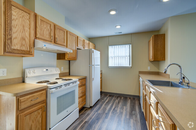 4BR, 2.5BA - 1,611SF - Kitchen