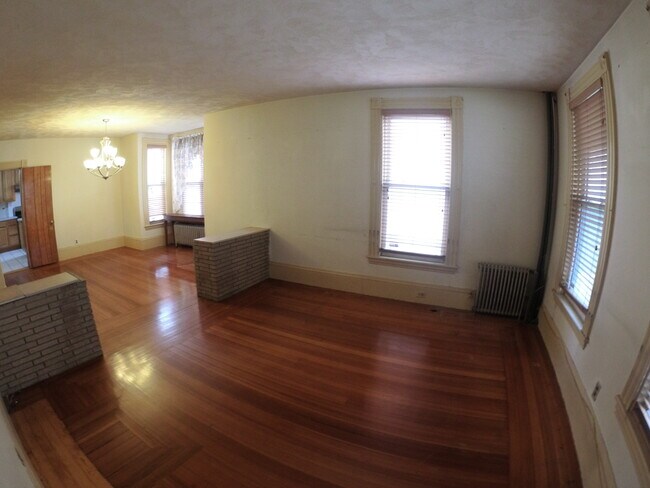 14 Reedsdale St, Allston, MA 02134 - photo 5