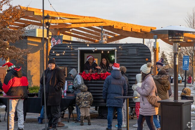 Experience the magic of Christmas at Central Park where festive decorations, twinkling lights and hot chocolate warm you up with unforgettable holiday memories.