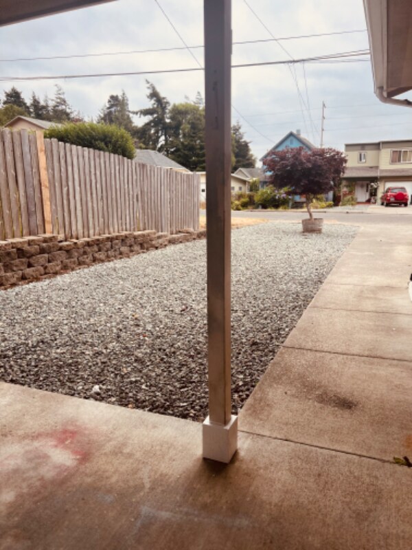 2125 Hamilton Ave, North Bend, OR 97459 - photo 3