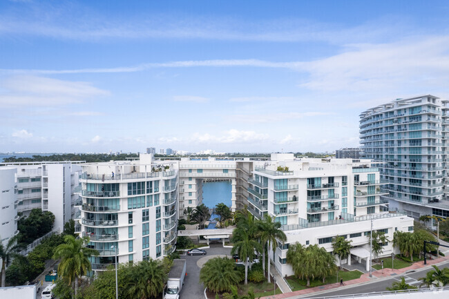 About Peloro Miami Beach, Miami Beach FL | HOAs, Reviews, Amenities ...