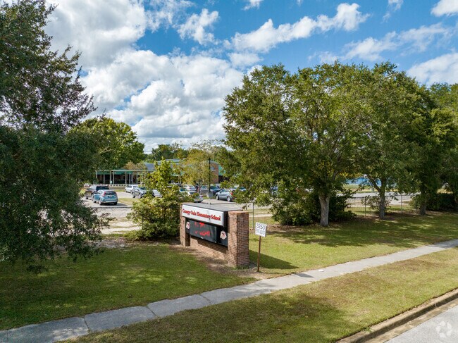 Canopy Oaks Elementary School - front of building