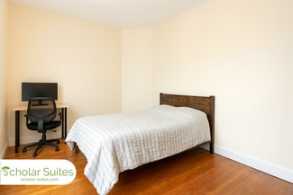 1247 Beacon St Unit 2, Brookline, MA 02446