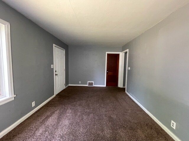 1650 Huey St, South Bend, IN 46628 - photo 5