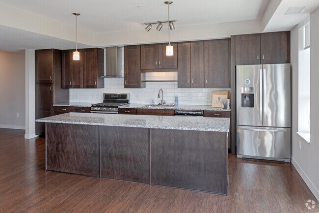 ENDI Plaza, Duluth, MN 55812 - photo 3