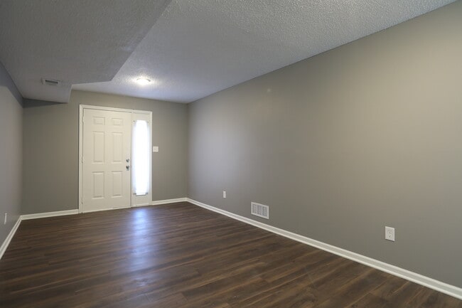 326 NW Gibson Rd, Lees Summit, MO 64063 - photo 4