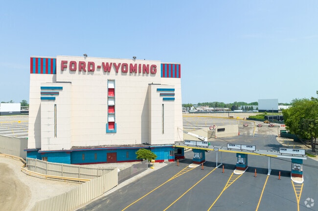 Ford-Wyoming Drive-In opened in 1950 and features five screens in Claytown.