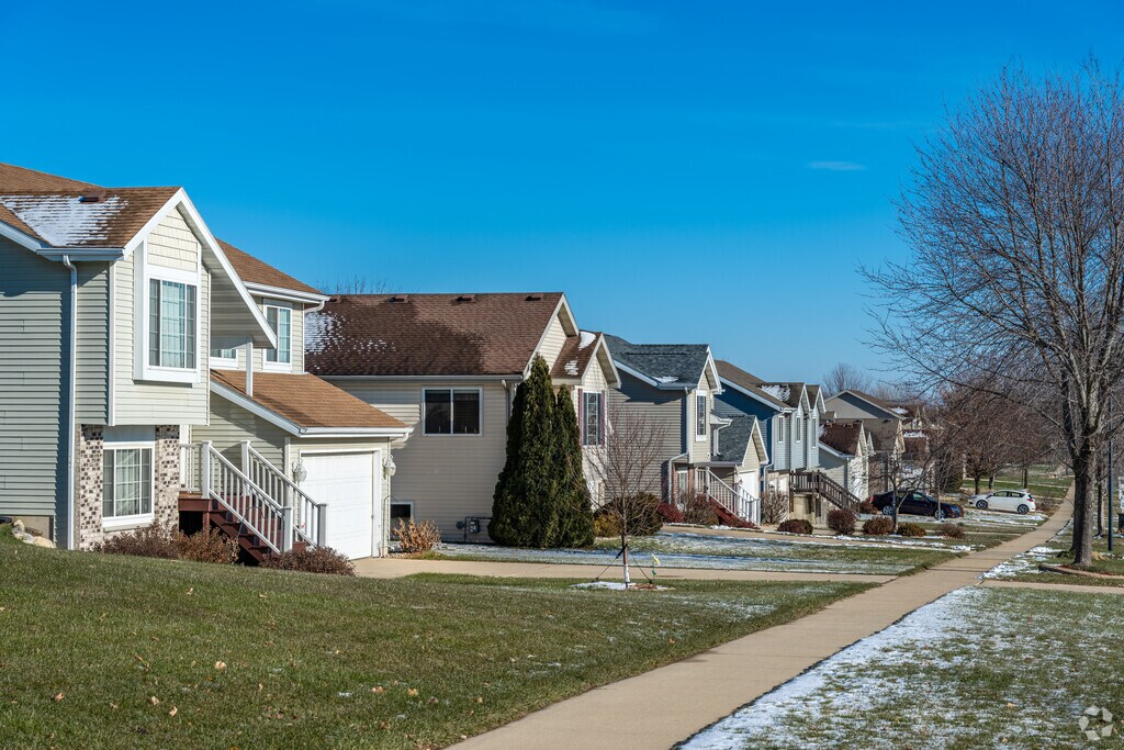 Sun Prairie's Westside Neighborhood has a wide variety of different home styles.