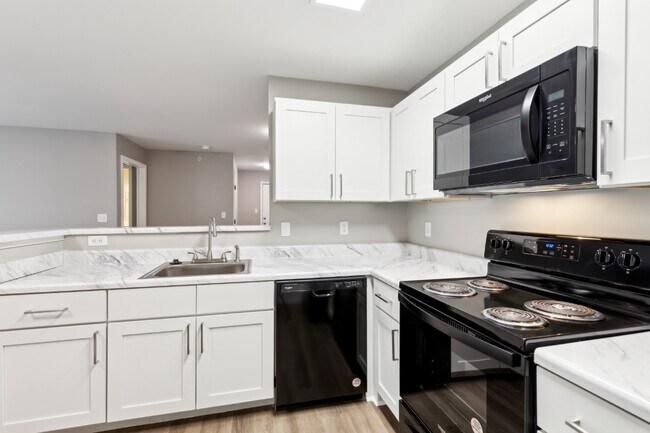 Barrington Parc Apartments, Moody, AL 35004 - photo 3