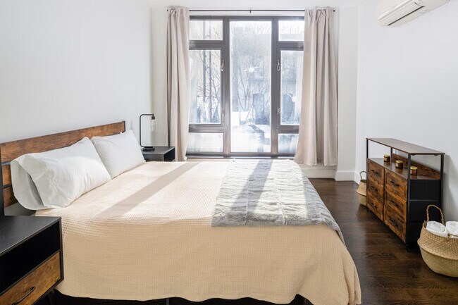 1491 Lexington Ave unit ID1058794P, New York, NY 10128 - photo 4