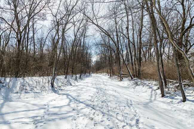 The Simon Kenton Bike Trail in Urbana, Ohio runs through the Melvin Miller park and the heart of Urbana. It’s a portion of a 32-mile trail that goes from Springfield to Bellefontaine.