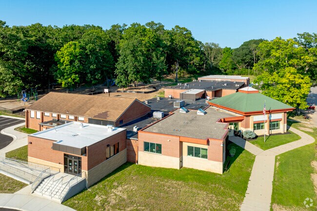 Sharp Park Academy is just a short distance from Ella Sharp Park in Jackson.