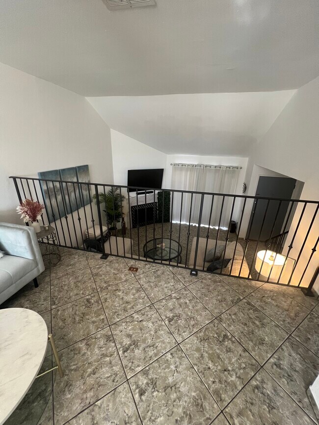 9601 Sylmar Ave unit 4, Panorama City, CA 91402 - photo 5