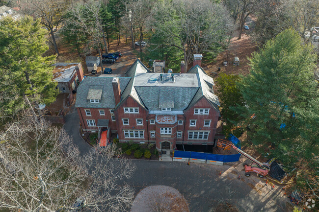 Be proud of you school at Cedarhurst School.