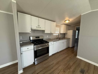 1236 N Oaklane Rd, Springfield, IL 62707