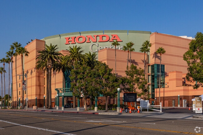 Head out to the Honda Center for you next concert or show.