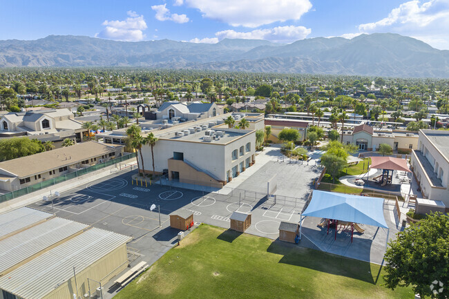 Your child's future starts here at George Washington Charter School, El Paseo.