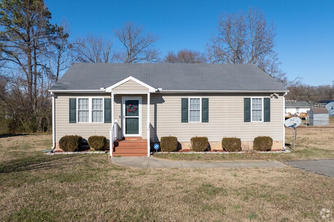 Comfortable Cottage style homes are sprinkled throughout Montrose.