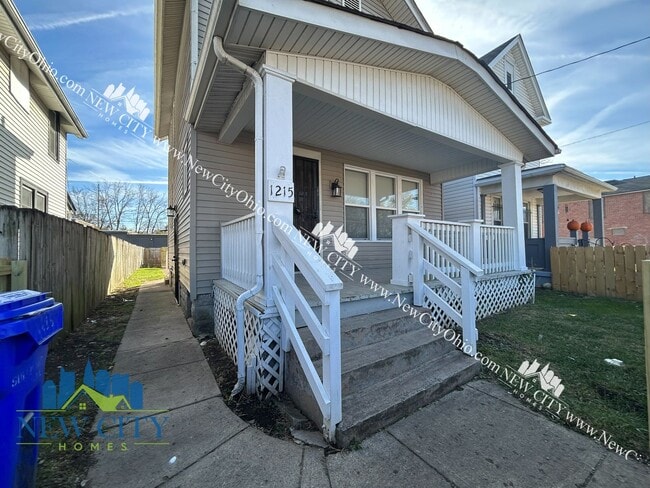 1215 Sullivant Ave, Columbus, OH 43223 - photo 4
